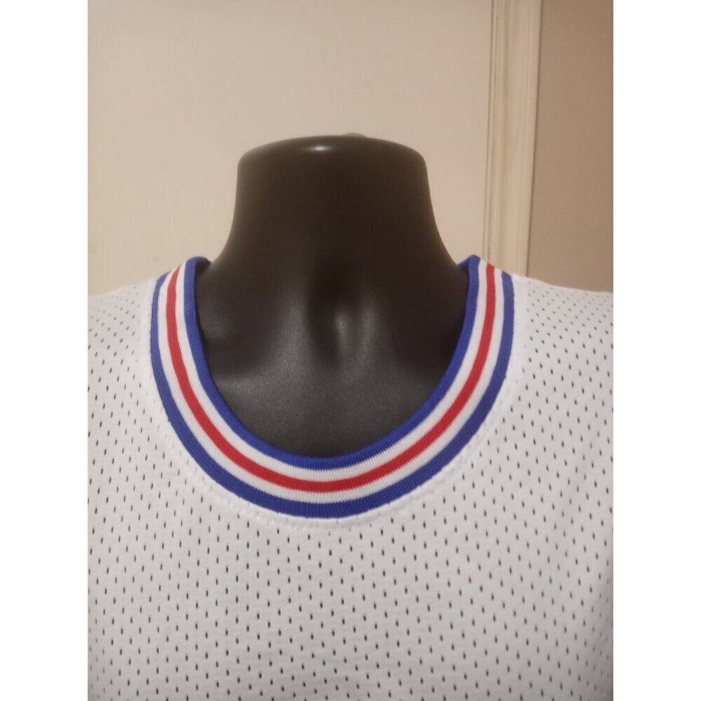 Looney Tunes Space Jam Tune Squad Basketball Jersey Adult Medium M Lola 10 White - Picture 3 of 8